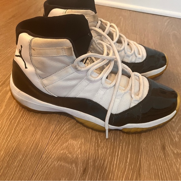 Retro 11 concord white and black size 12 - Picture 4 of 5